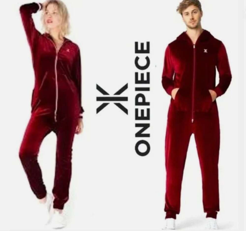 Designer ONEPIECE Velour Hooded Jumpsuit Wine Red Onesie Size XXS -Size 2-6, NWT